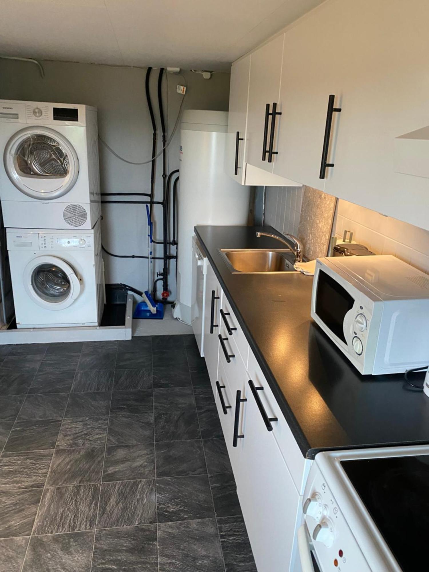 Ingvilds Hybelleilighet Apartment Kristiansand Ngoại thất bức ảnh